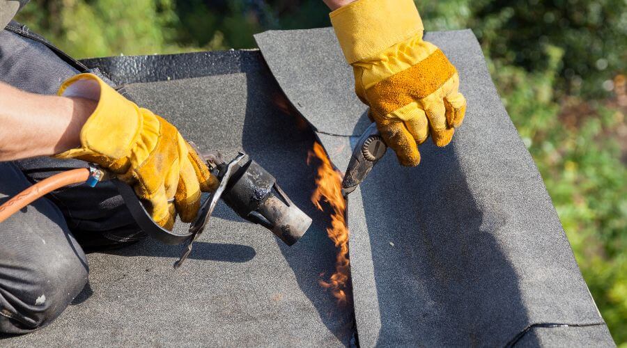 Expert new roof installation services in Carbondale, IL